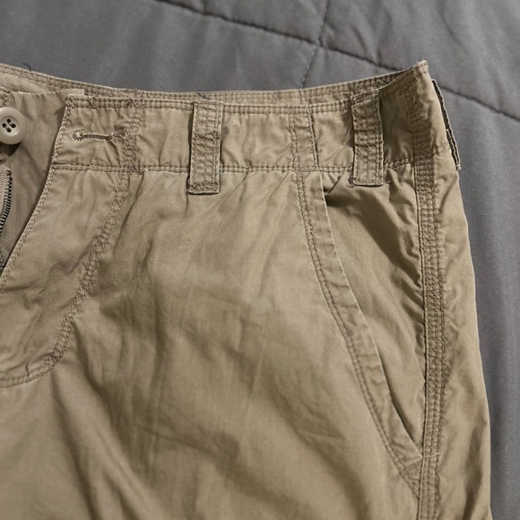 United Colors Of Benetton Khaki Pants - Picture 2 of 9